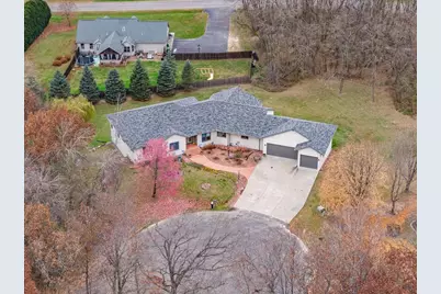 S4362 Fox Hill Circle, Baraboo, WI 53913 - Photo 2