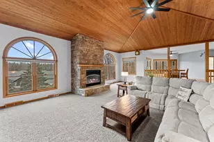 S4362 Fox Hill Cir, Baraboo, WI 53913 - Photo 14
