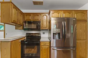 3609 Hovde Rd, Madison, WI 53704 - Photo 12