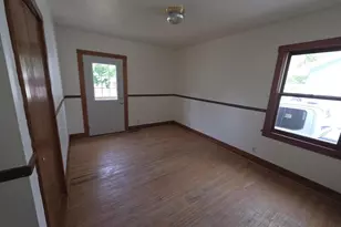 1128 W State St, Janesville, WI 53546 - Photo 8