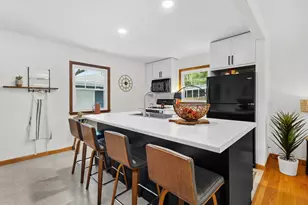 4637 Elgar Ln, Madison, WI 53704 - Photo 8