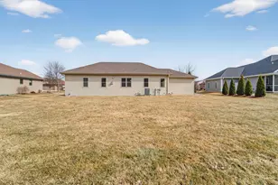 409 Coyle Pkwy, Cottage Grove, WI 53527 - Photo 40