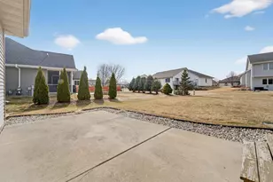 409 Coyle Pkwy, Cottage Grove, WI 53527 - Photo 42