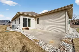 409 Coyle Pkwy, Cottage Grove, WI 53527 - Photo 38