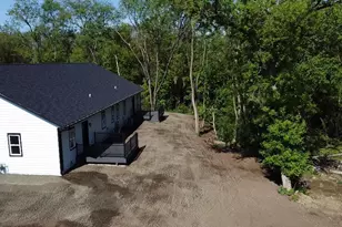 705 Mayapple Dr, Janesville, WI 53545 - Photo 2