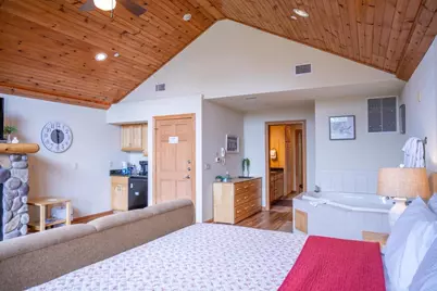 2013-5 S Czech Court #1105, Arkdale, WI 54613 - Photo 32