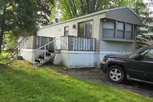 381 Skyline Dr, Edgerton, WI 53534 - Photo 1