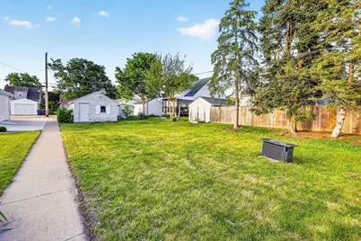 2219 Jackson Street, La Crosse, WI 54601 - Photo 34