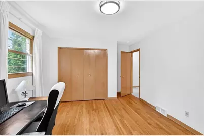 326 Racine Road, Madison, WI 53705 - Photo 10