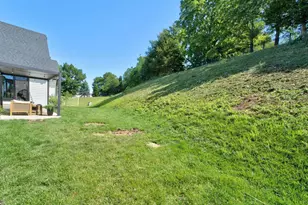 2412 Kilarney Way, Waunakee, WI 53597 - Photo 62