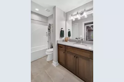 2412 Kilarney Way, Waunakee, WI 53597 - Photo 50