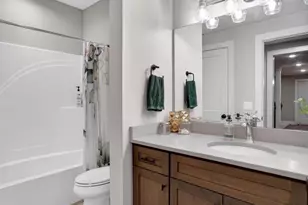 2412 Kilarney Way, Waunakee, WI 53597 - Photo 50