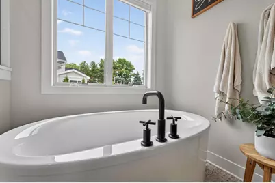 2412 Kilarney Way, Waunakee, WI 53597 - Photo 24
