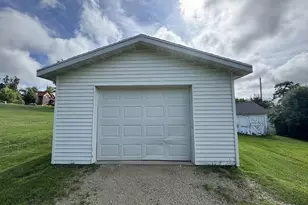 409 E Division St, Ridgeville, WI 53533 - Photo 10