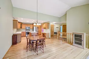 213 Fairview Cir, Waunakee, WI 53597 - Photo 12
