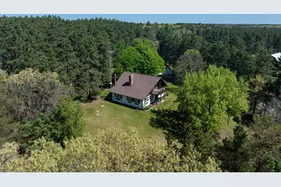3703 8th Avenue, Dell Prairie, WI 53965 - Photo 4