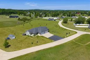 N4035 Ace Ct, Brodhead, WI 53520 - Photo 32