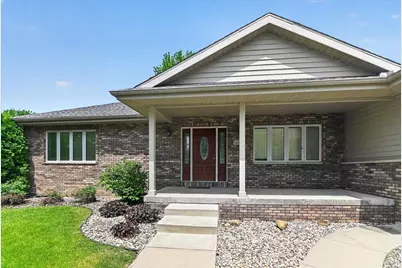 409 Badger Lane, Waunakee, WI 53597 - Photo 4