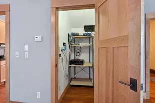 1023 Williamson St, Madison, WI 53703 - Photo 40