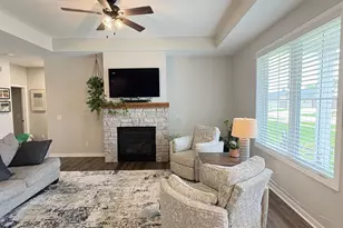 3920 Tanglewood Pl, Janesville, WI 53546 - Photo 6