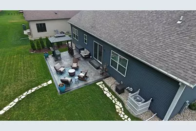 3920 Tanglewood Place, Janesville, WI 53546 - Photo 4