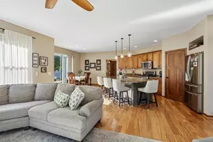1310 Blazingstar Ln, Sun Prairie, WI 53590 - Photo 18