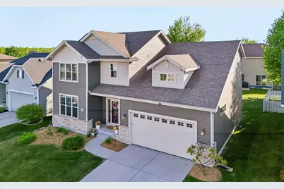 1310 Blazingstar Lane, Sun Prairie, WI 53590 - Photo 4