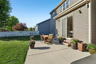 1310 Blazingstar Ln, Sun Prairie, WI 53590 - Photo 10