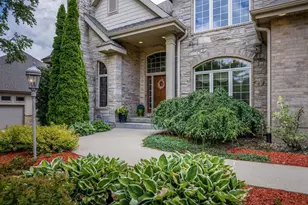 9715 Red Sky Dr, Madison, WI 53562 - Photo 2