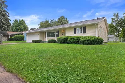 1813 Windom Way, Madison, WI 53704 - Photo 2