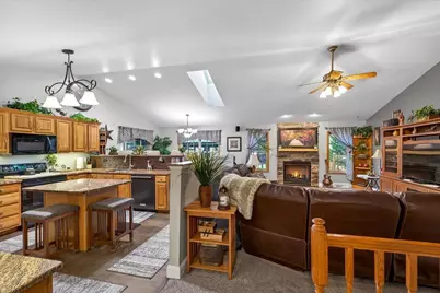 3215 Conservancy Estates Lane, Sun Prairie, WI 53590 - Photo 10