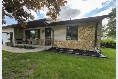 709 W. Lincoln Street, Waupun, WI 53963 - Photo 1