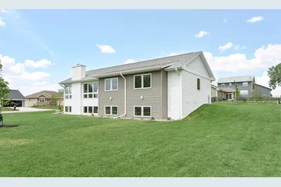 772 N Waveland Road, Janesville, WI 53548 - Photo 8