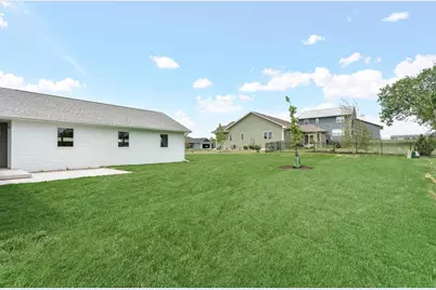 772 N Waveland Road, Janesville, WI 53548 - Photo 6