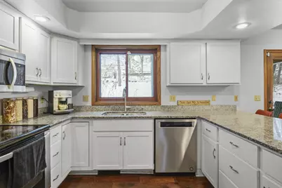 6202 Rivercrest Drive, Mcfarland, WI 53558 - Photo 8