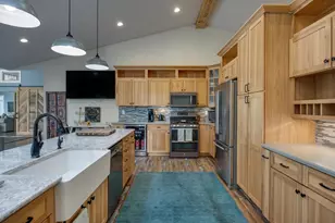 4509 E Palakwia Dr, Janesville, WI 53546 - Photo 8