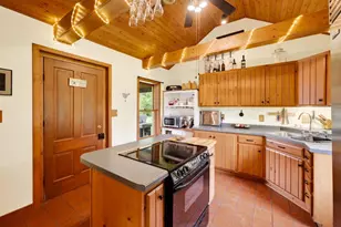 W11695 Jackson St, Waterloo, WI 53594 - Photo 10