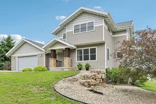 2436 Tanna Rain Cir, Reedsburg, WI 53959 - Photo 2