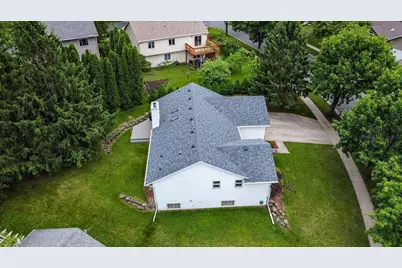 2609 Crest Line Drive, Madison, WI 53704 - Photo 4