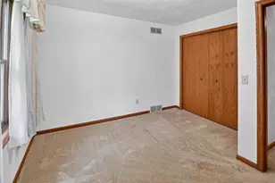 2609 Crest Line Dr, Madison, WI 53704 - Photo 30