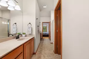 730 Greystone Ln, Middleton, WI 53562 - Photo 20