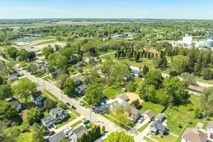 223 E Woolcock St, Jefferson, WI 53549 - Photo 36