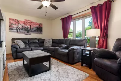 640 Adventure Court, Beloit, WI 53511 - Photo 18