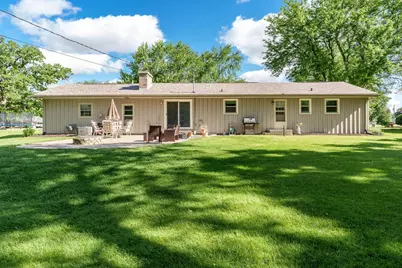640 Adventure Court, Beloit, WI 53511 - Photo 10
