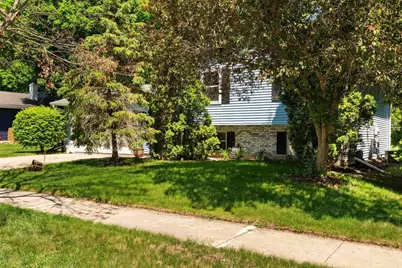2725 Whitlock Road, Madison, WI 53719 - Photo 6
