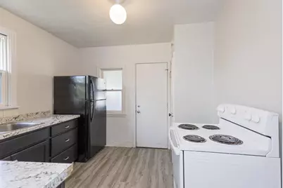 306-308 Center Avenue, Janesville, WI 53548 - Photo 12