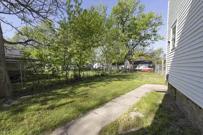 306-308 Center Avenue, Janesville, WI 53548 - Photo 4