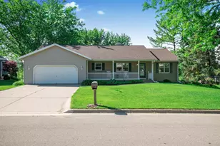629 W Mohawk Trail, DeForest, WI 53532 - Photo 1