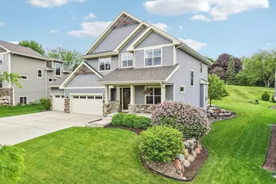 204 Westmorland Drive, Mount Horeb, WI 53572 - Photo 2