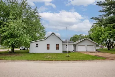 208 Wisconsin Street, Avoca, WI 53506 - Photo 6